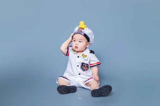 谷城宝宝老摇头怎么回事 谷城宝宝老摇头怎么回事